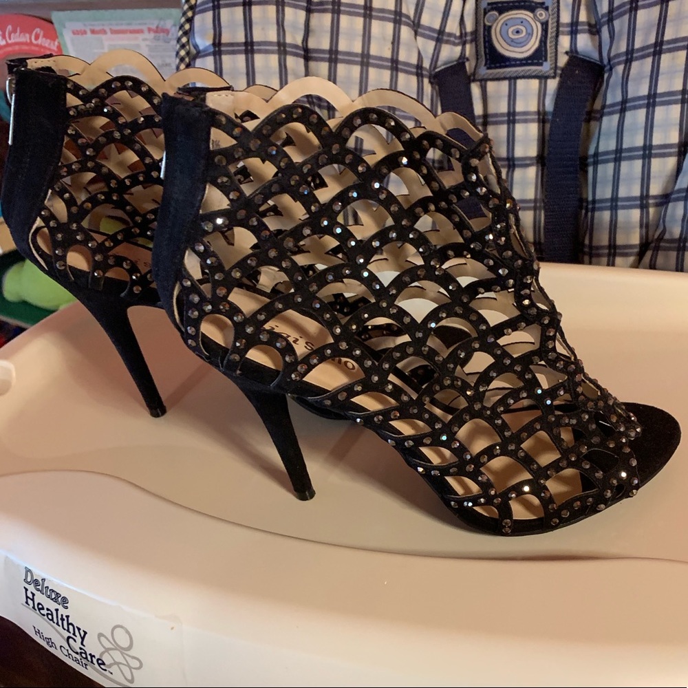 Gorgeous Black Heels